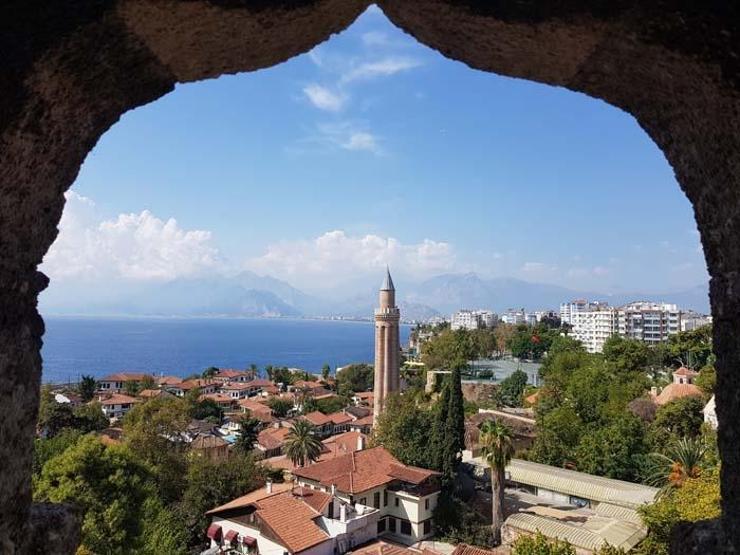 Antalyanın simgesi Saat Kulesine kubbe geliyor
