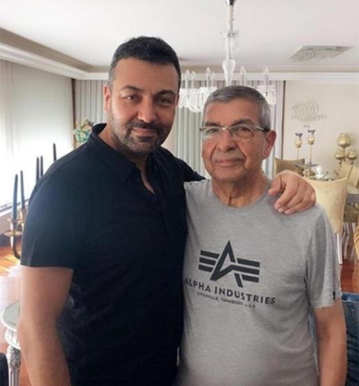 Aslı ve Saruhan Hünelin baba acısı