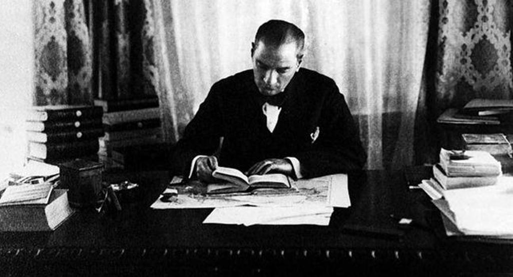 2020 10 Kasım mesajları... Resimli 10 Kasım mesajı, Atatürk resmi ve sözleri