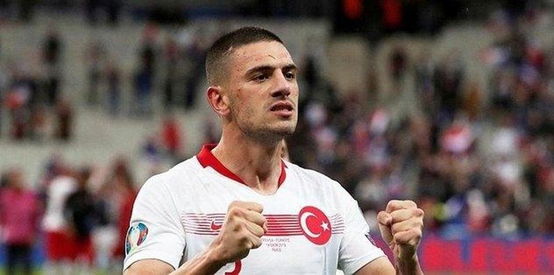 Merih Demiraldan bir ilk Milli futbolcu tarihe geçti...