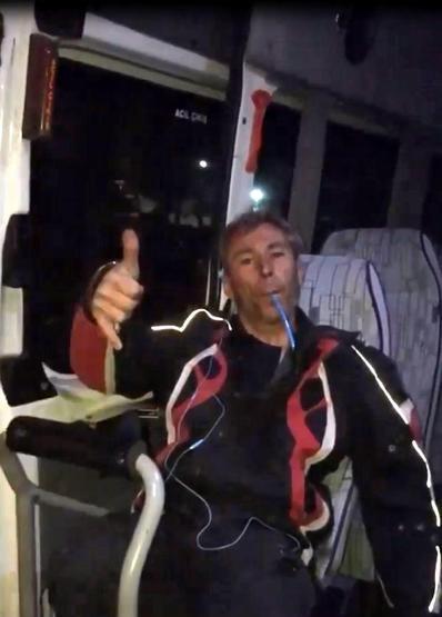Para cezası caydırmadı; Bu kez minibüste yakalandı