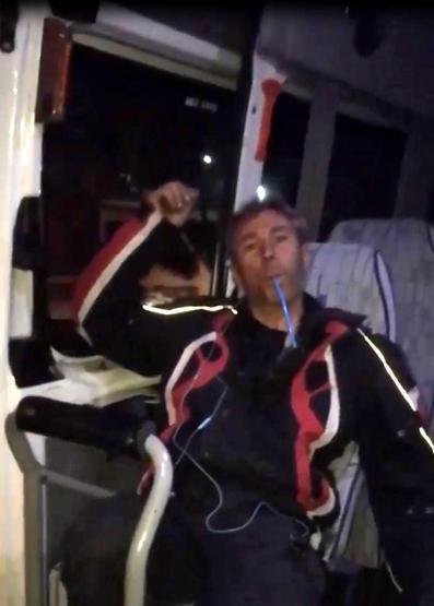 Para cezası caydırmadı; Bu kez minibüste yakalandı