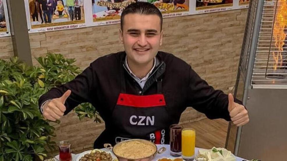 CZN Burak'ın fotoğrafı dünyanın en yüksek gökdeleni Burc Khalifa'ya  yansıtıldı - Son Dakika Magazin Haberleri