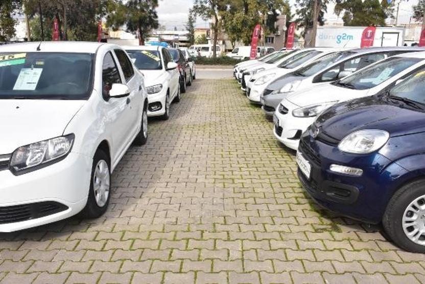 İkinci el otomobil fiyatları düşüşe geçti