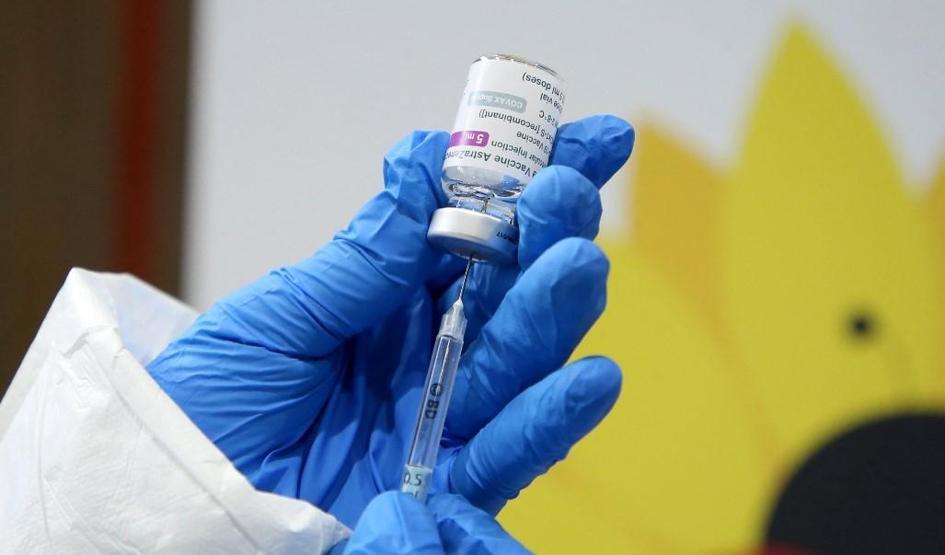Oxford/AstraZeneca aşısına yönelik yeni tartışma: ABDde eski verilere ait sonuçları yayımlamış olabilir
