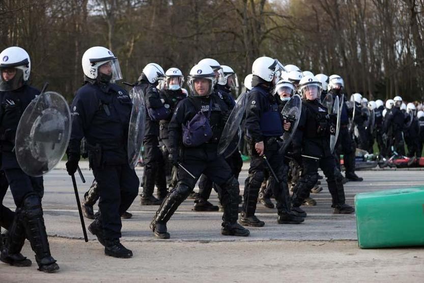 Belçikada 1 Nisan krizi Şaka gerçeğe dönünce polis müdahale etti