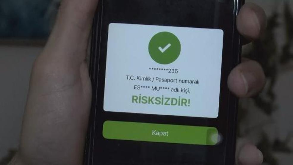 Koronavirüs testi pozitif çıkanlar sokaklarda bu yöntemle dolaşıyor