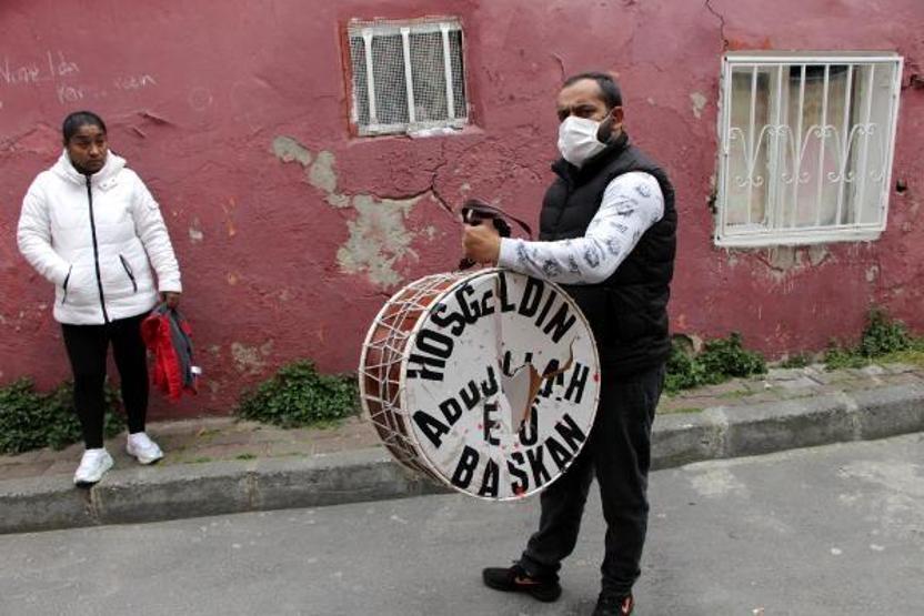 Turistin bıçakla kovaladığı davulcu: Bıçak davula gelmese kalbime gelebilirdi