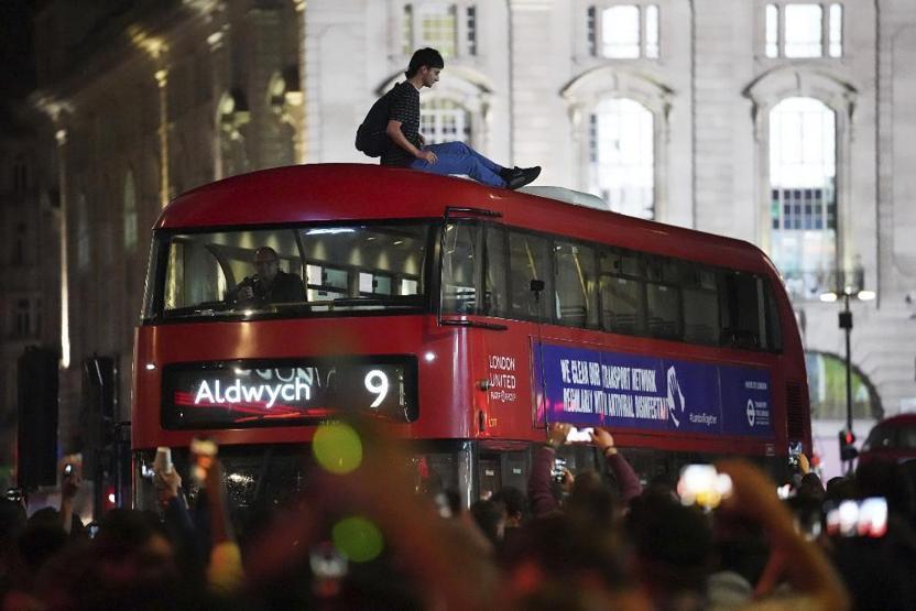 EURO 2020 başarısı İngilterede manşetlerde