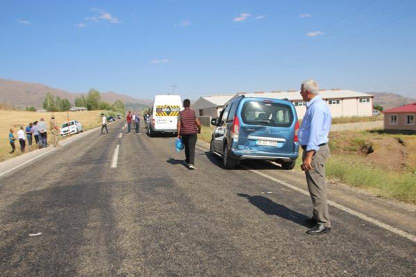 Düğün konvoyunda zincirleme kaza: 8 yaralı