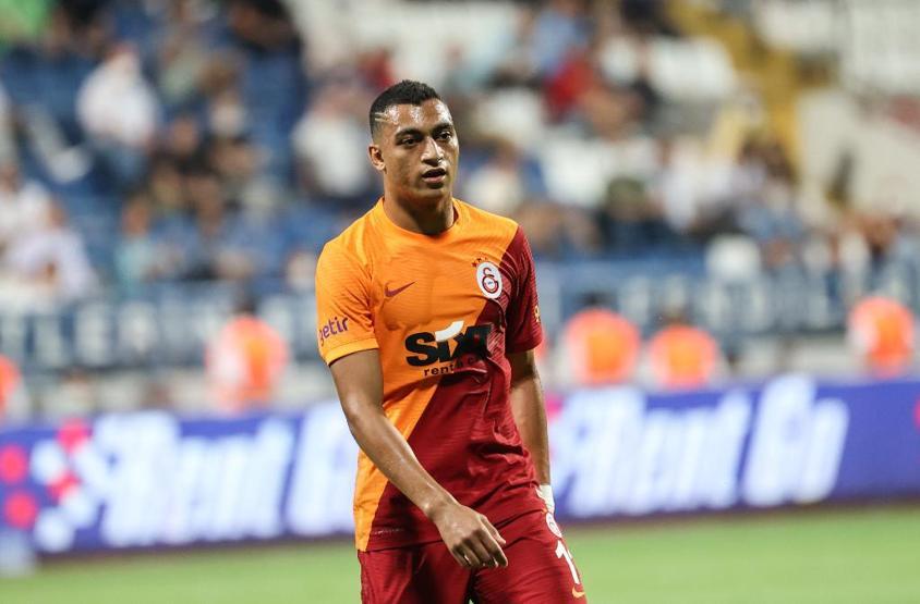 Son dakika Galatasaray transfer haberleri: Galatasarayda hareketli gece Falcao, Mostafa, Halil Dervişoğlu