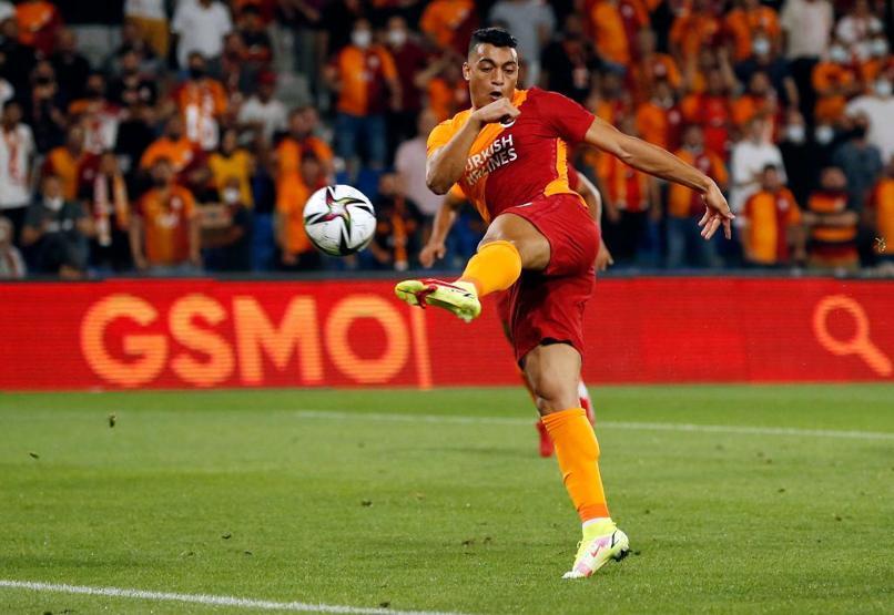 Son dakika Galatasaray transfer haberleri: Galatasarayda hareketli gece Falcao, Mostafa, Halil Dervişoğlu