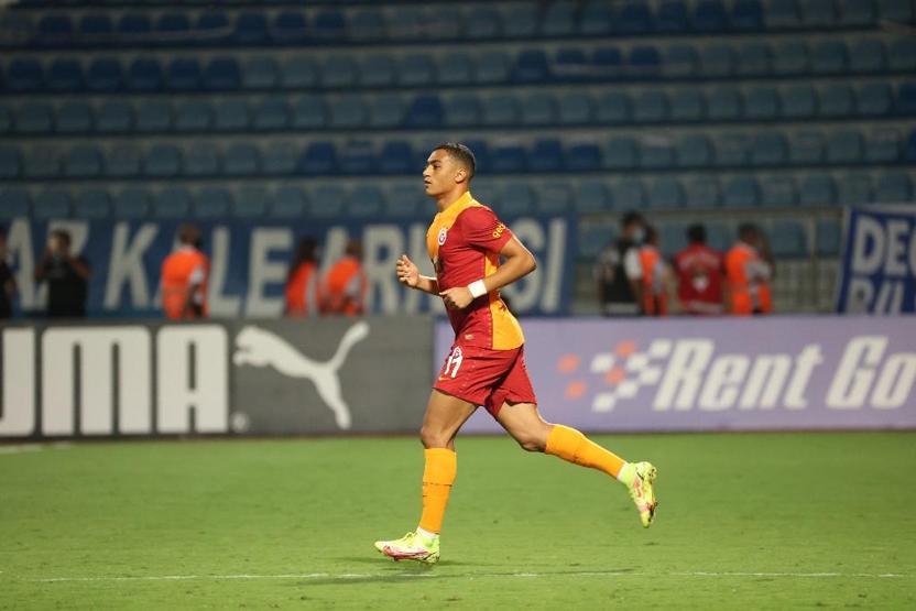 Son dakika Galatasaray transfer haberleri: Galatasarayda hareketli gece Falcao, Mostafa, Halil Dervişoğlu