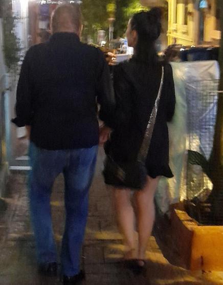Erman Toroğlu, Cihangirde objektiflere takıldı