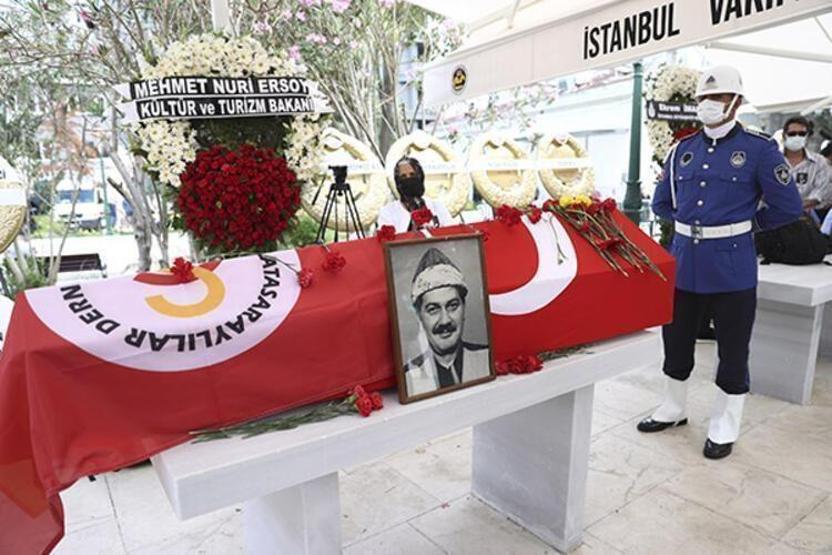 Derya Şensoyun pozu takipçilerini duygulandırdı
