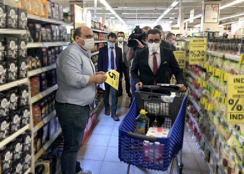 İstanbuldaki marketlerde eş zamanlı fiyat ve etiket denetimi