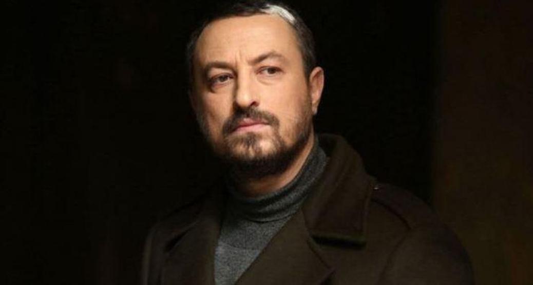 Onur Saylak ve Tuba Büyüküstünün ikizleri kocaman oldu