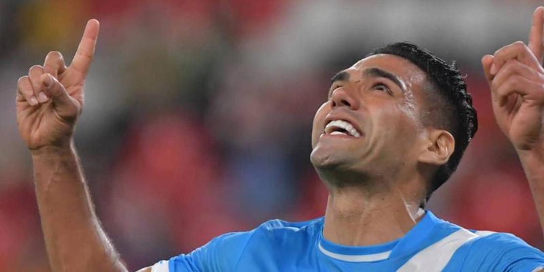 Son dakika... Falcao La Ligayı sallamaya devam ediyor