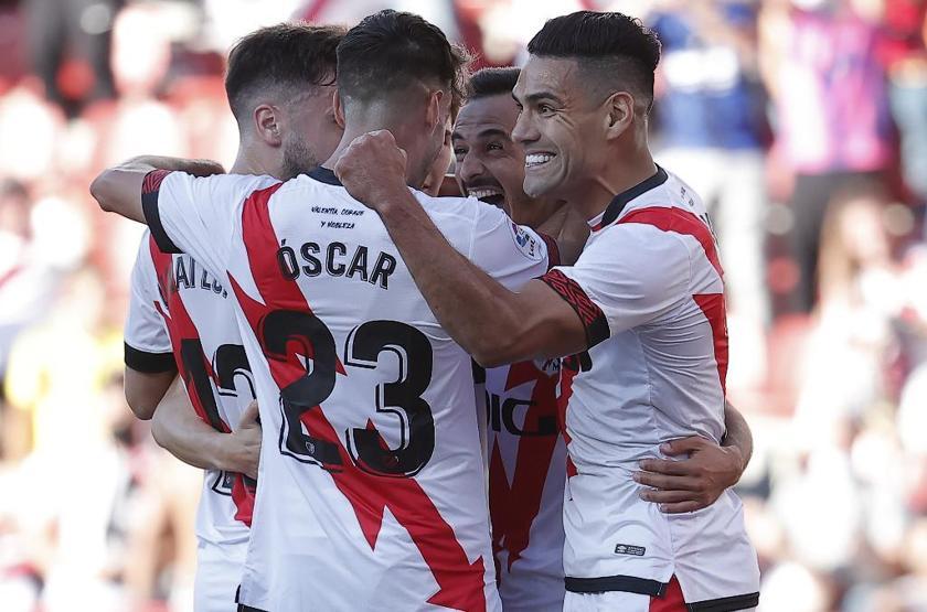 Son dakika... Falcao La Ligayı sallamaya devam ediyor