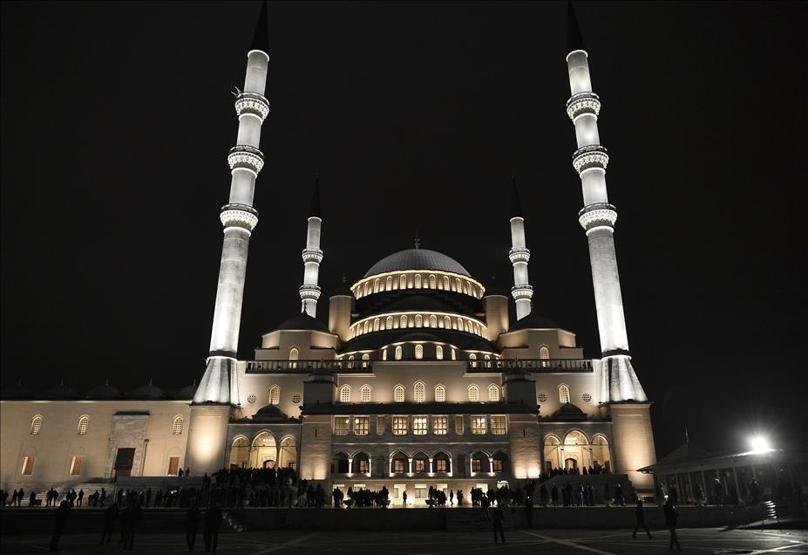 Mevlid Kandili ibadetleri nelerdir? Kandil gecesi neler yapılır, hangi dualar edilir? Mevlit Kandili’nde yapılacak ibadetler