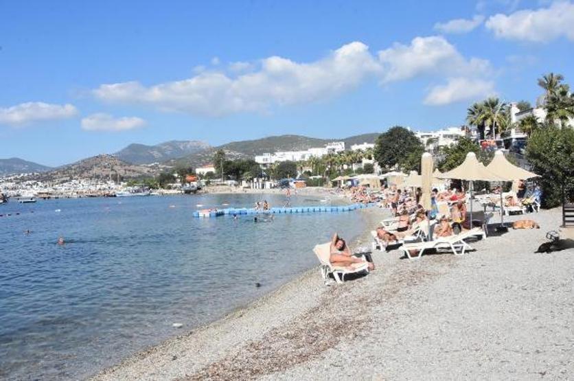 Bodrumda ekim ayında deniz keyfi