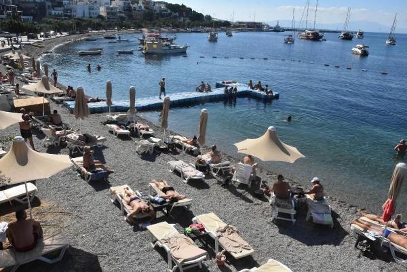 Bodrumda ekim ayında deniz keyfi