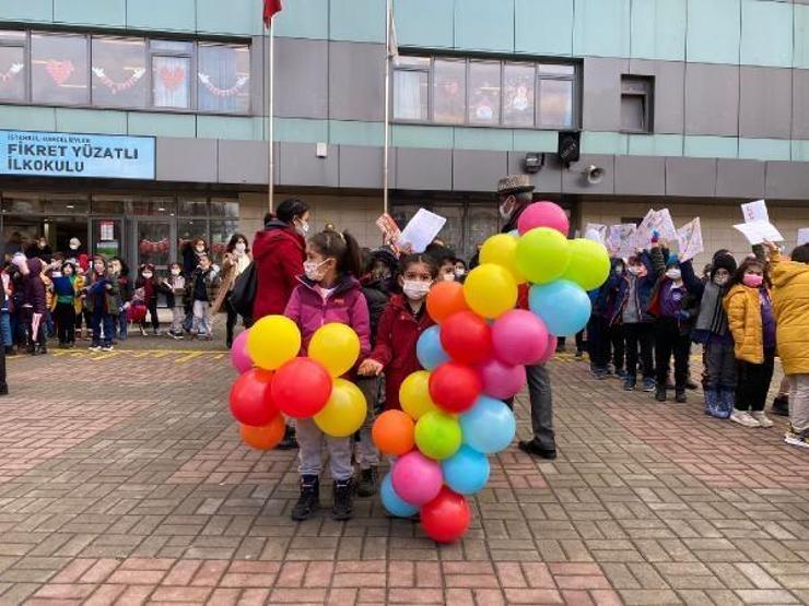 İlk dönem sona erdi: Öğrencilerin karne heyecanı