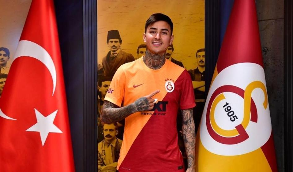Galatasaray iki transferi açıkladı