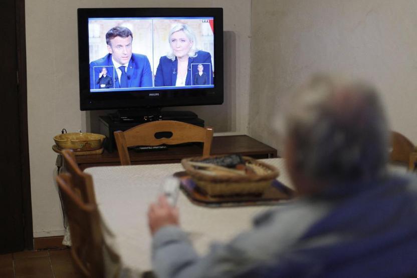 Macron ve Le Pen canlı yayın düellosu: Milyonlar ekrana kilitlendi