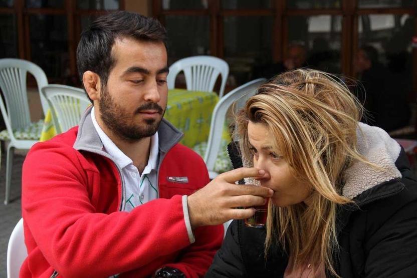 O fotoğrafla gündem olmuşlardı...Nikah masasına oturuyorlar