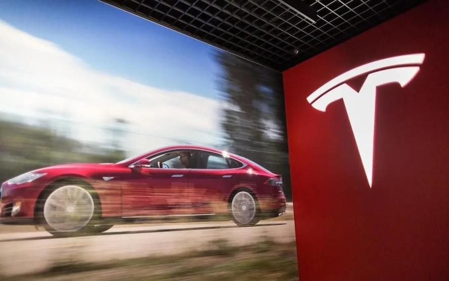 Tesla, Şanghayda üretimini durdurdu