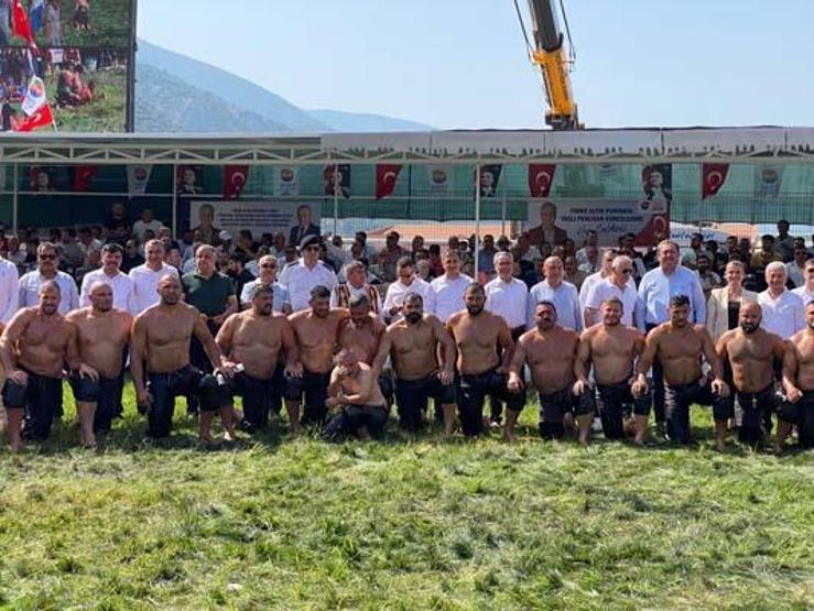 Survivor şampiyonu da yarışmaya katıldı! İşte kazanan isim...
