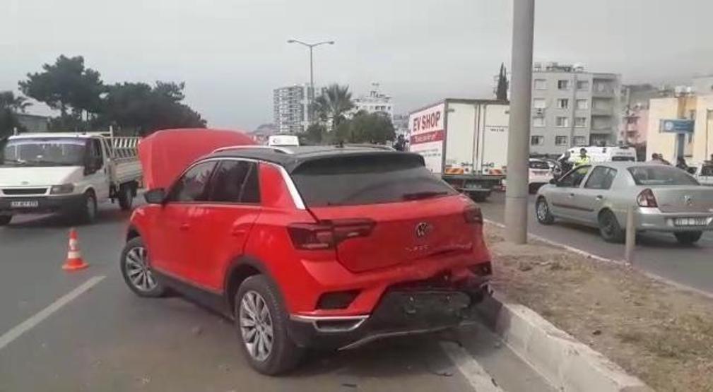 İntihar girişimini izlemeye koyuldular: Zincirleme kaza meydana geldi