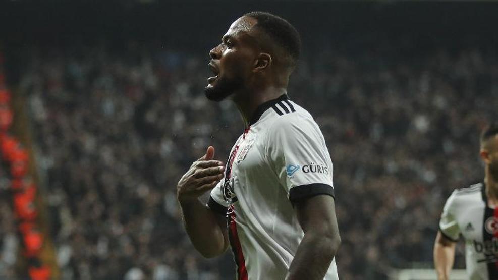 Son dakika... Cyle Larin Beşiktaş formalı paylaşımlarını sildi