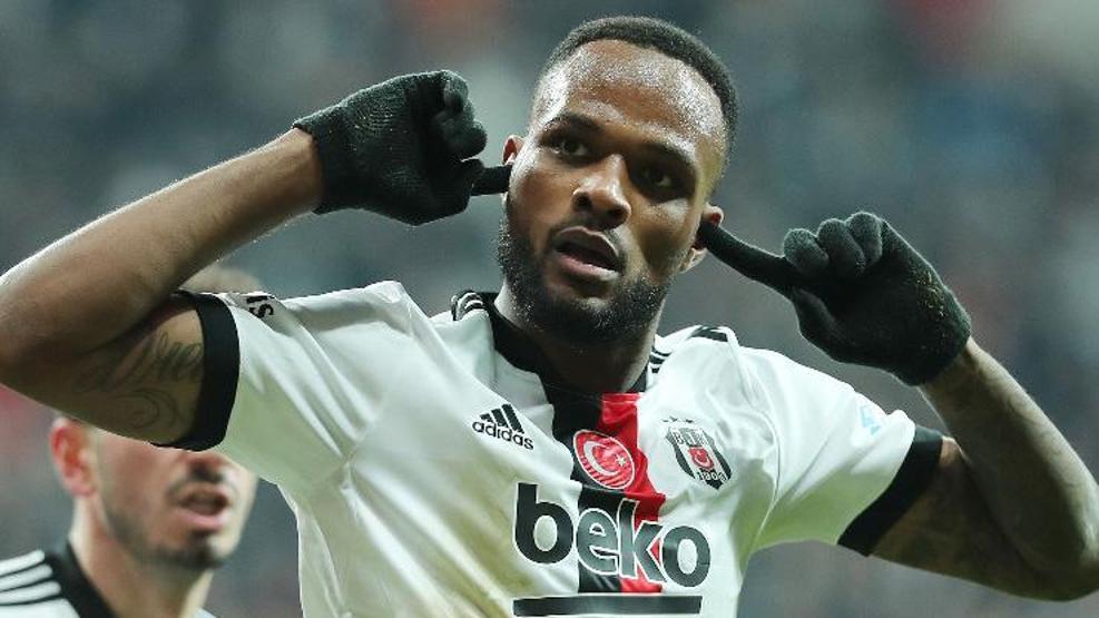 Son dakika... Cyle Larin Beşiktaş formalı paylaşımlarını sildi