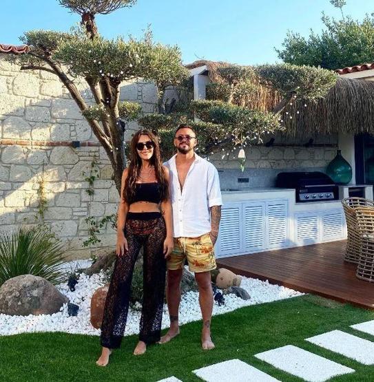 Selin Ciğerci kalıcı makyajla ben yaptırdı