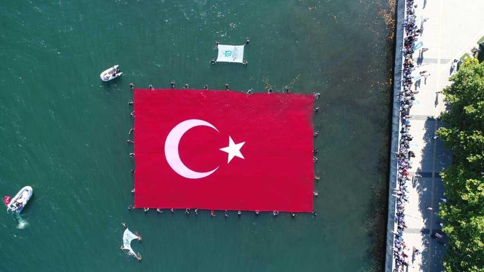 İzmit Körfezi'ni taçlandırdı: "Sıradaki hedef dünya rekoru"