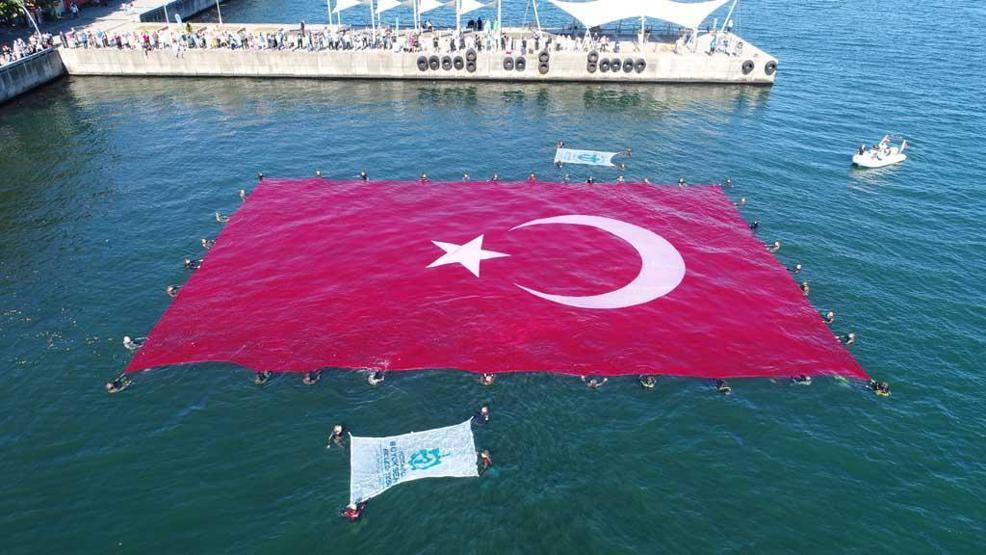 İzmit Körfezi'ni taçlandırdı: "Sıradaki hedef dünya rekoru"