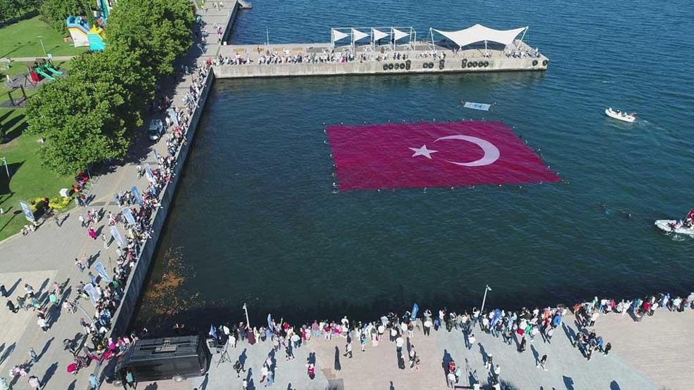 İzmit Körfezi'ni taçlandırdı: "Sıradaki hedef dünya rekoru"