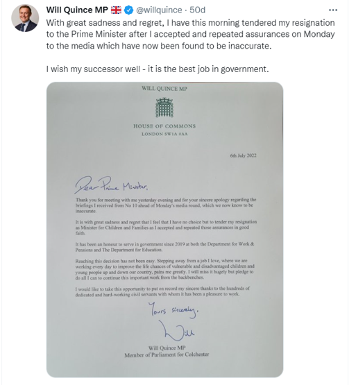 Boris Johnson'a bir darbe daha: Toplu istifalara yenileri eklendi