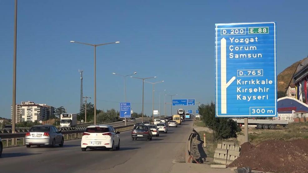 Bayram yolculuğu başladı: 43 ilde trafik yoğunluğu