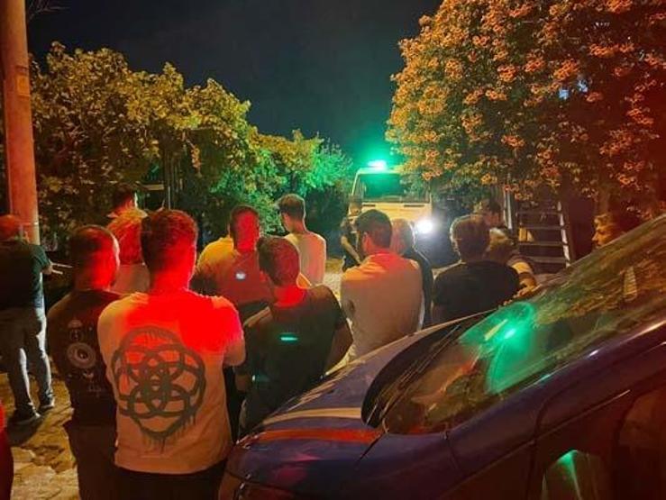 Koca dehşeti: eşi ile sevgilisini öldürüp, sevgilisinin annesini ağır yaraladı