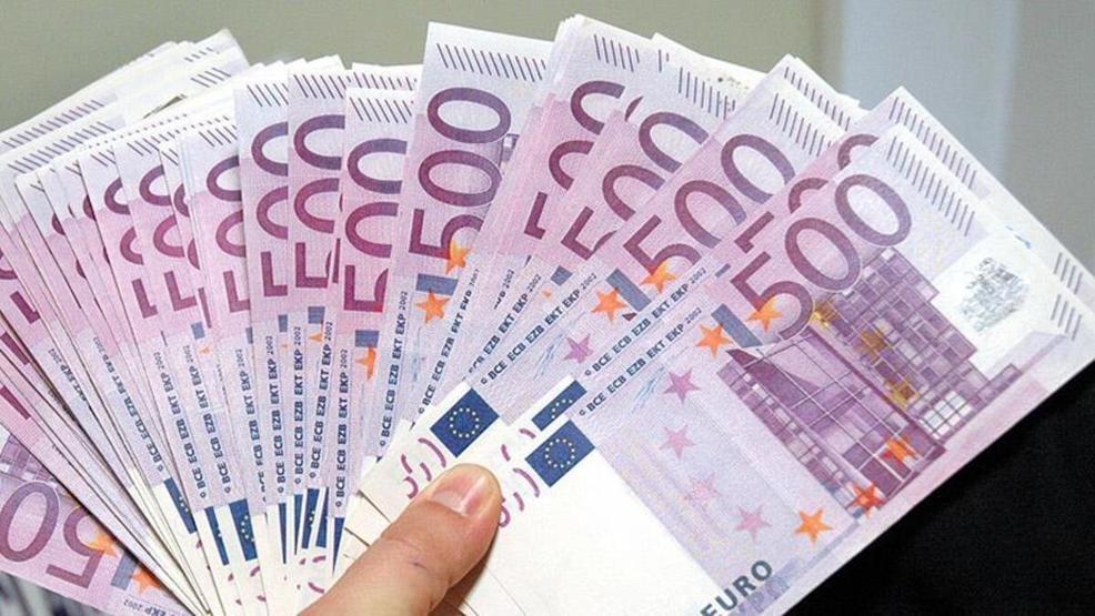 ECB, zayıf euro bölgesi ülkelerine para enjekte etmeyi sürdürüyor