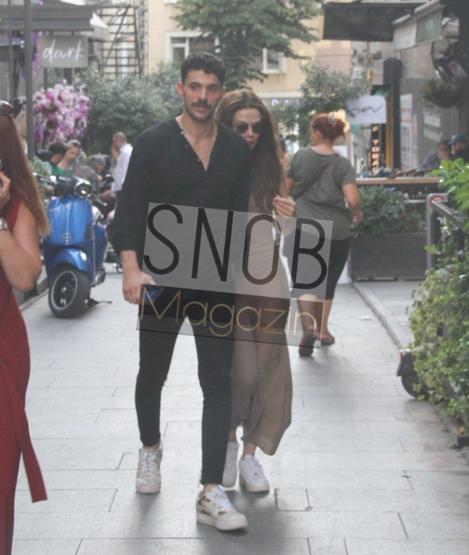Sinem Ünsal ve Halit Özgür Sarı ilk kez el ele görüntülendi