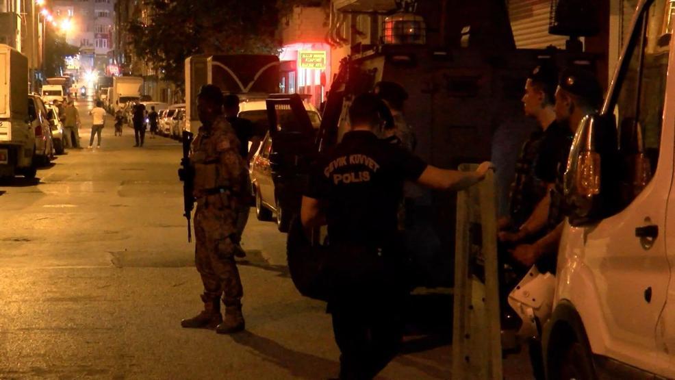 Esenyurtta çöp atma kavgasında kan çıktı 3 yaralı 7 gözaltı