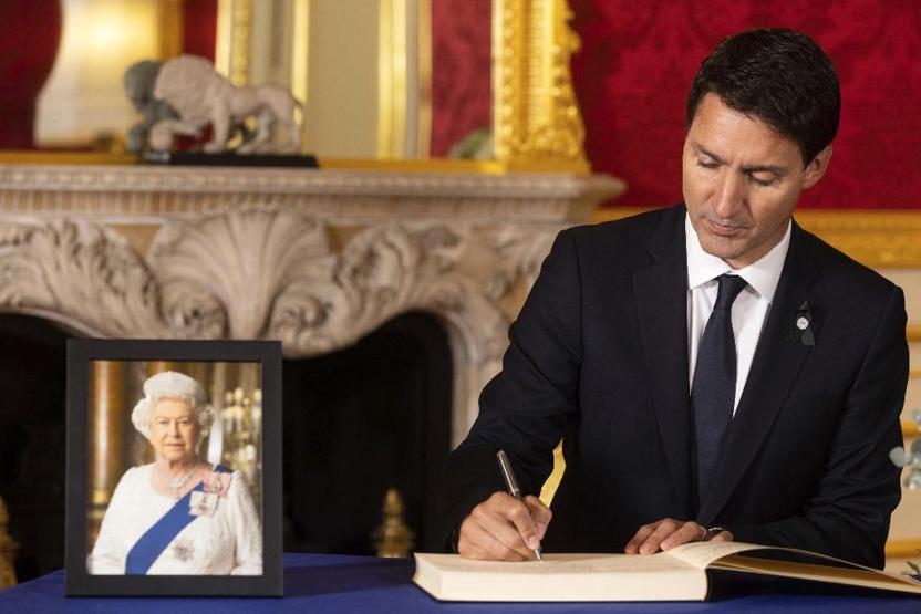 Hangi liderler Kraliçe II. Elizabeth’in cenaze törenine katılıyor Londra’dan öne çıkan kareler