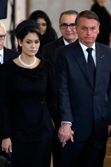 Hangi liderler Kraliçe II. Elizabeth’in cenaze törenine katılıyor Londra’dan öne çıkan kareler