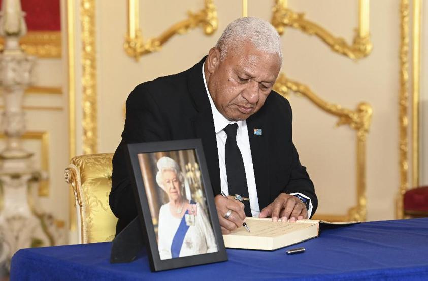 Hangi liderler Kraliçe II. Elizabeth’in cenaze törenine katılıyor Londra’dan öne çıkan kareler