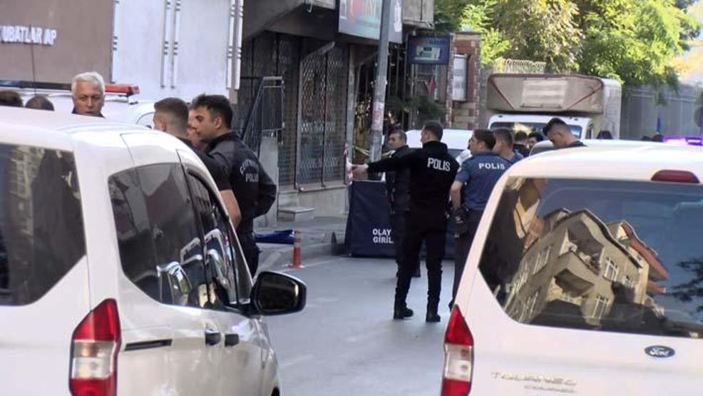 Türkiye Bağcılar'daki vahşeti konuşuyor! Kesik baş motokuryenin önüne düştü! Sosyal medyada anneye mesaj...