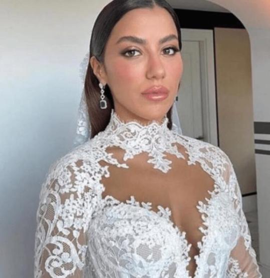 Sibel Can ve Hakan Uralın oğlu Engincan Ural evlendi
